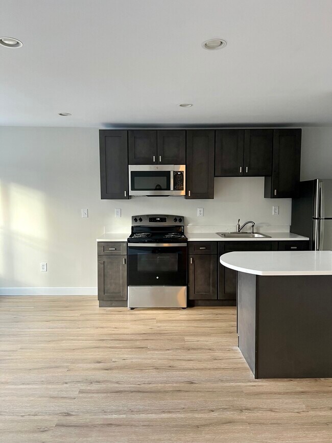 Kitchen - 244 West St
