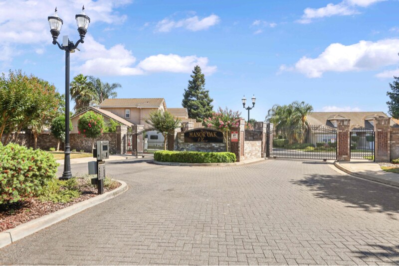 Foto principal - 2200 Perth Dr