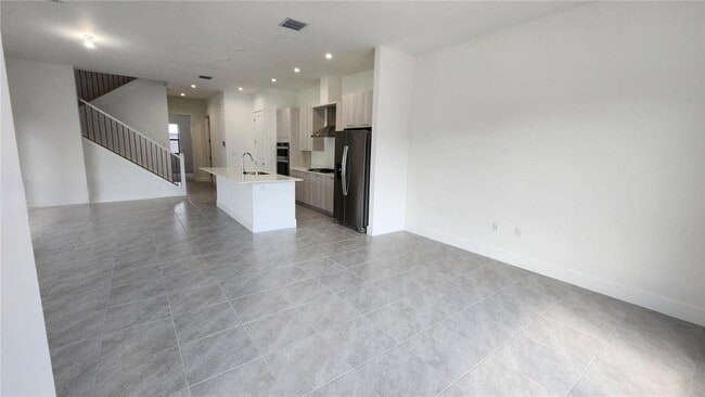 Photo - 8119 Northwest 42nd Street, Doral, FL 33166 - 4 BR 3 BA single-family home