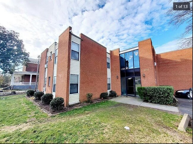 Building Photo - 3012 Chamberlayne Ave