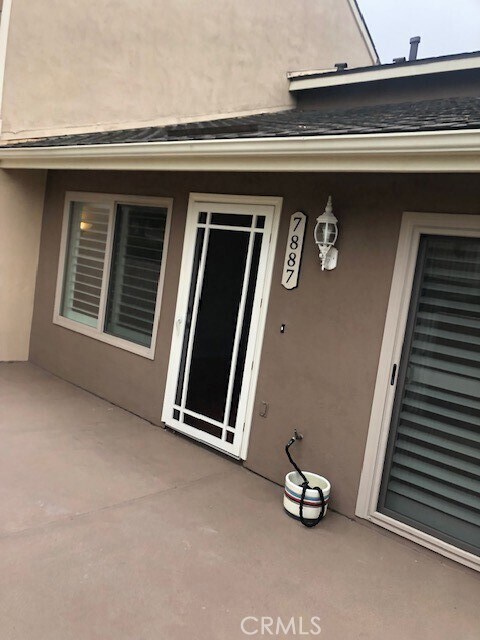 Building Photo - 7887 Rainbow Cir