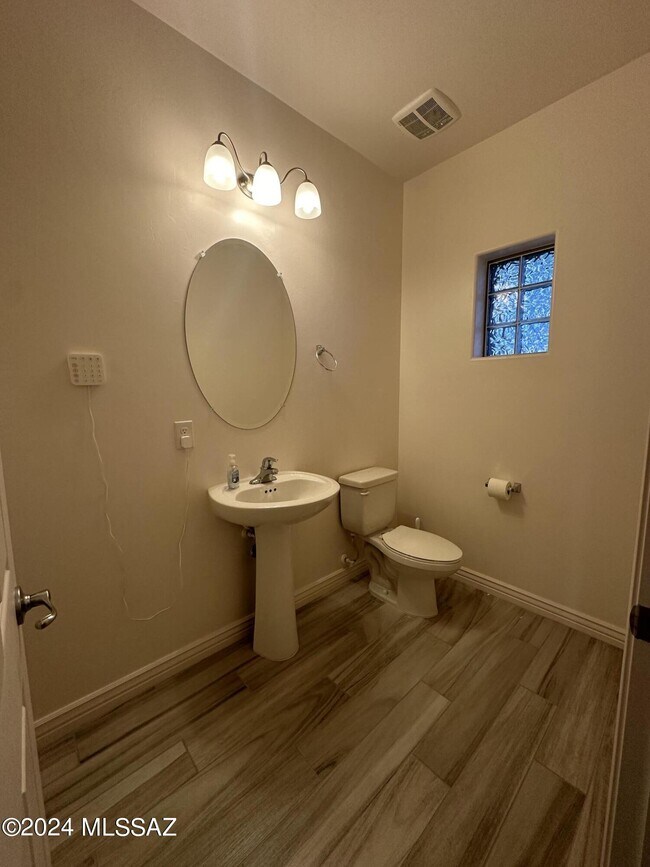 Foto del edificio - 6257 W Yew Pine Way