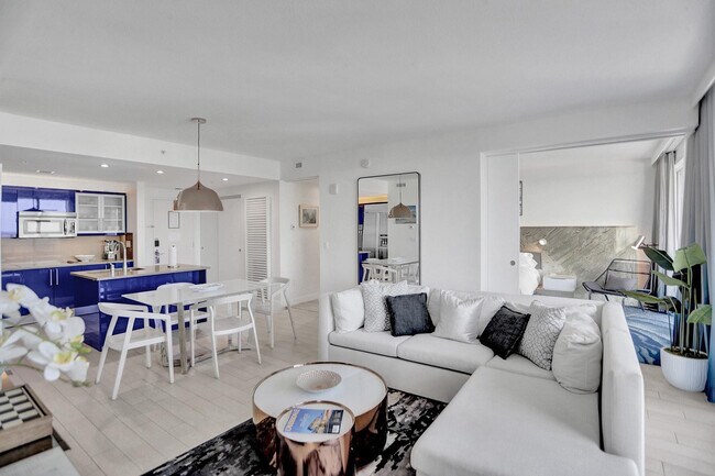 Foto del edificio - 3101 Bayshore Dr