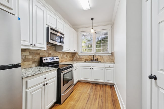 Building Photo - 3259 Carlotta St