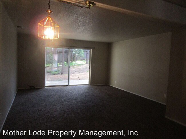 Foto del edificio - 20648 Chief Fuller Rd