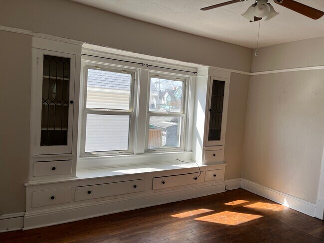 Foto del edificio - 2206 W 105th St