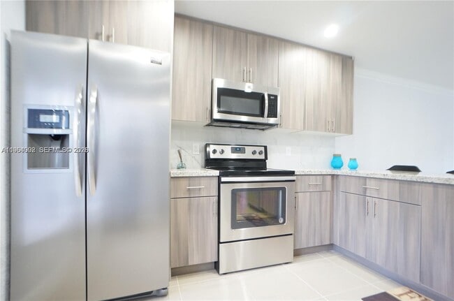 Foto del edificio - 610 NW 108th Terrace