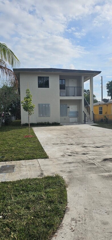 Photo - 2976 NW 48th St (Miami, FL)