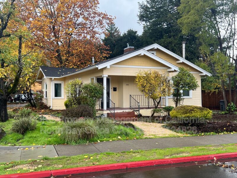 Primary Photo - 590 S Dora St