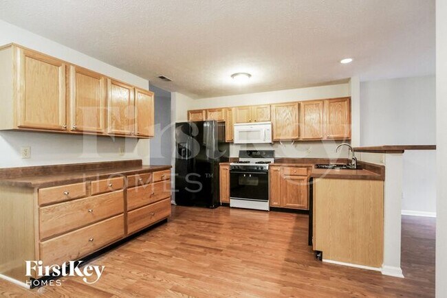 Foto del edificio - 41 Knoll Ln