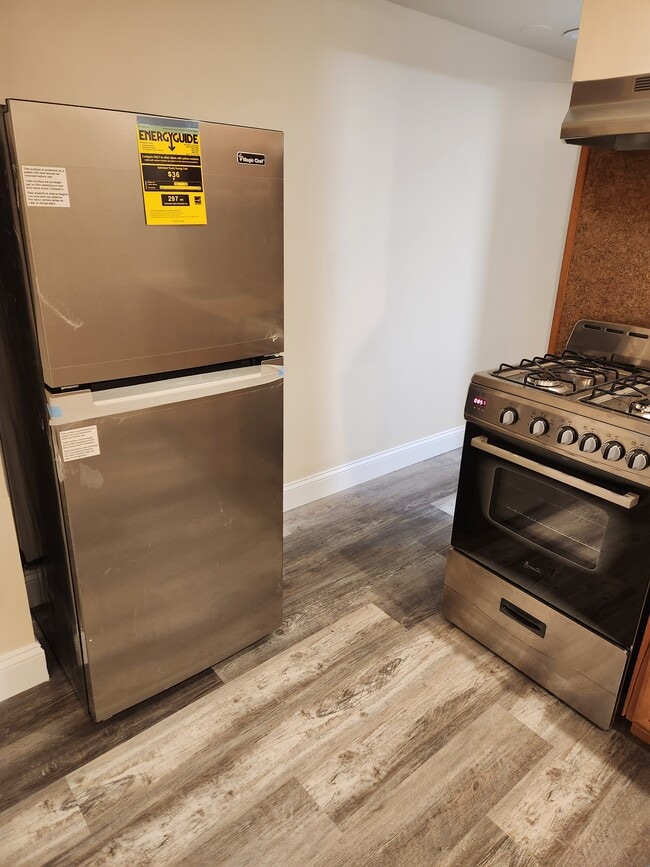 SS Appliances - 929 Federal St