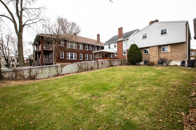 Building Photo - 3116 Pioneer Ave