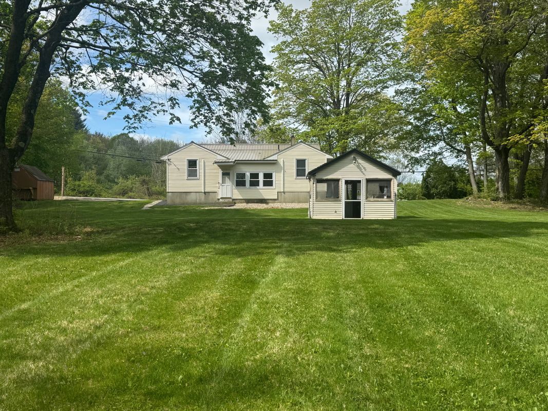 Primary Photo - 2 Clement Rd