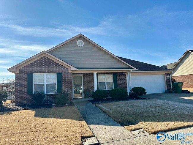 Foto del edificio - 5002 Blakemore Dr SE