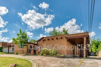 Building Photo - 5300 Wonder Dr