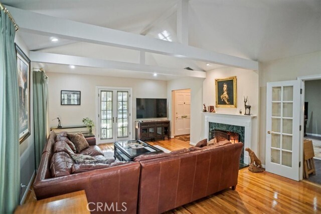 Foto del edificio - 10419 Bloomfield St