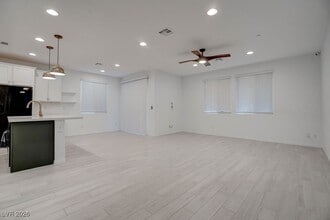 Building Photo - 111 Balsam Leaf Ct