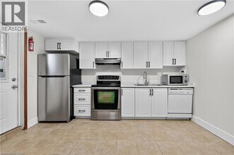 Building Photo - 369 Berkindale Dr