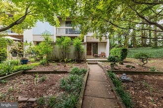 Building Photo - 11719 Newbridge Ct