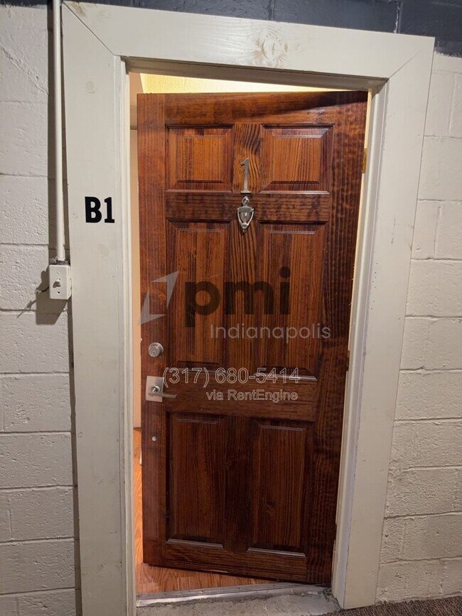 Foto del edificio - 126 E Vermont St