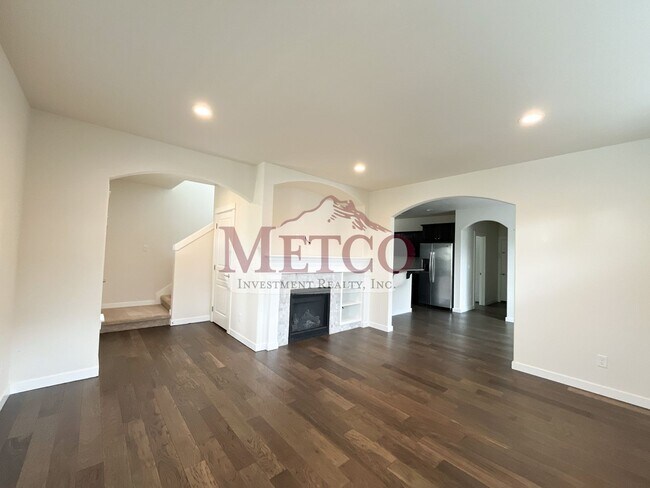 Foto del edificio - FOR RENT: Beautiful Coburg 3 Bed / 2.5 Bath Craftsman!