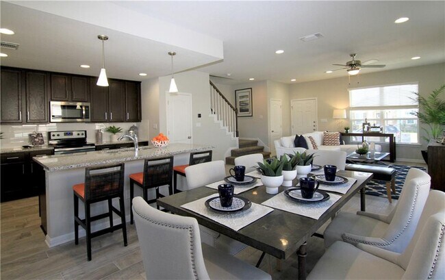 Foto del edificio - 708 Tinton Falls Ln