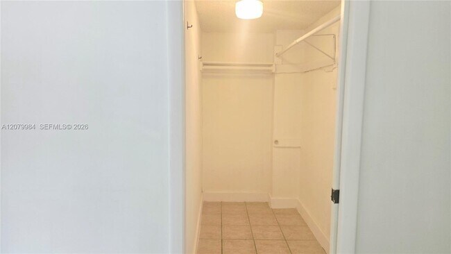 Foto del edificio - 8650 SW 133rd Avenue Rd