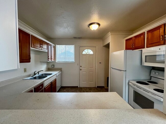 Building Photo - Non-Refundable & Security Deposit Total: $...