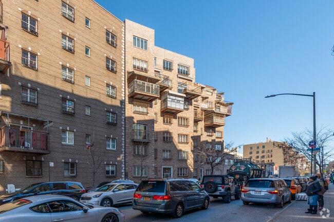 Foto del edificio - 461-463 Flushing Ave