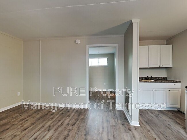 Building Photo - 2525 Merry Oaks Dr