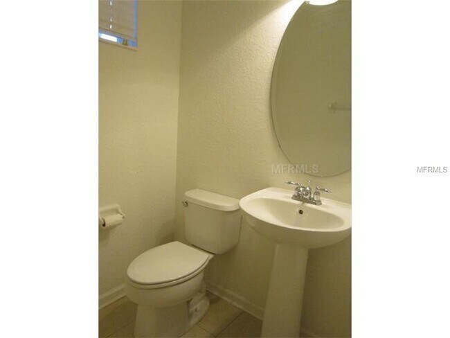 Building Photo - Regency Oaks 3BR/2.5BA Townhouse for Lease