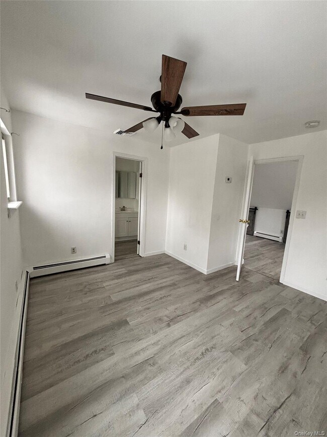 Foto del edificio - 73 Colonial Dr