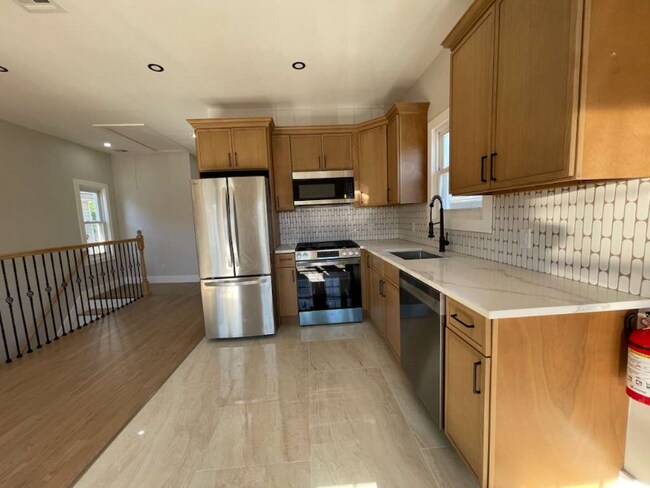 Foto del edificio - 413 E 9th Ave