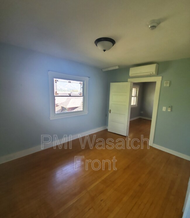 Building Photo - 86 B St