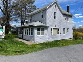 Building Photo - 1562 Prospect St