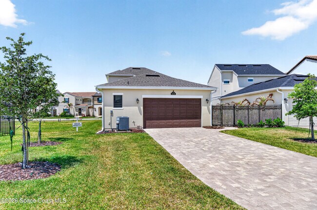 Building Photo - 8039 Allure Dr