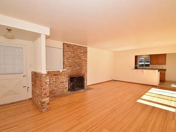 Foto del edificio - 353 Miller Creek Rd