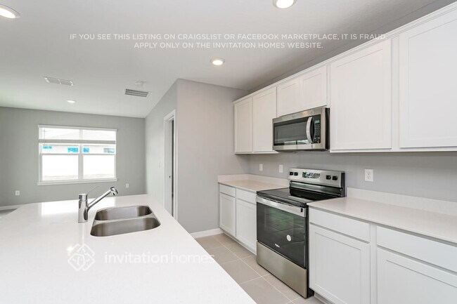 Foto del edificio - 3647 Hornbeam Rd