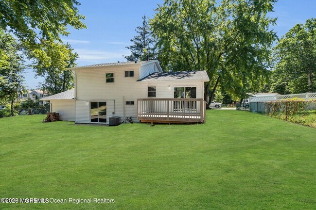 Foto del edificio - 1016 Woodlane Rd