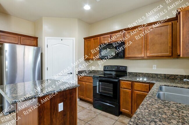 Foto del edificio - 3830 E 3rd St
