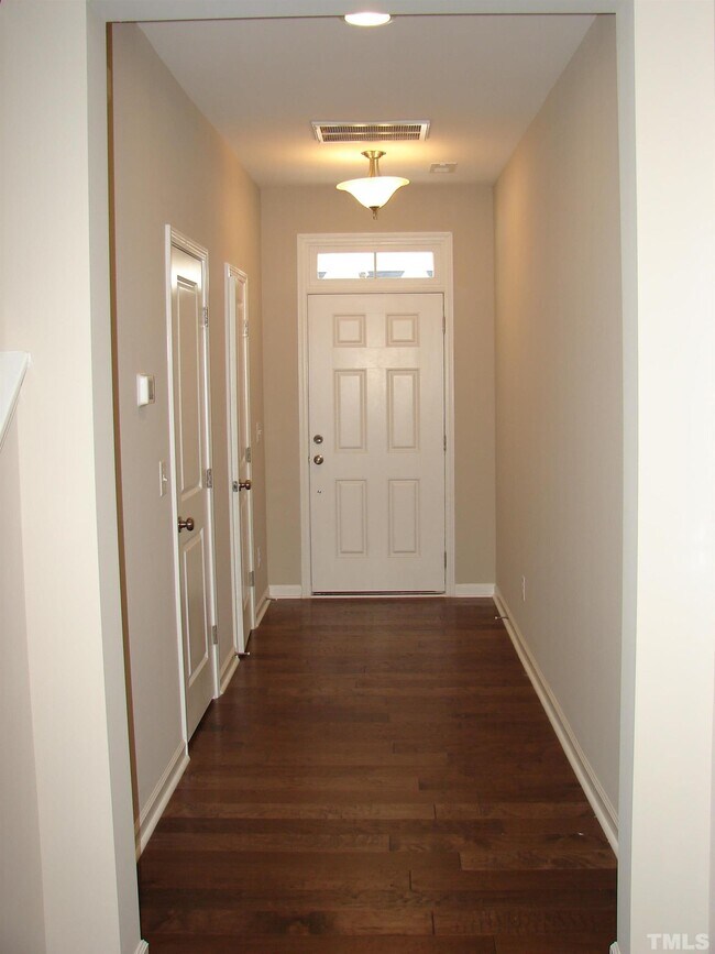Building Photo - 2800 Lanasa Ln