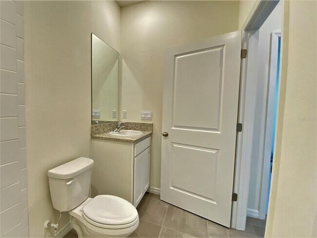 Building Photo - 4BR, 3BA 2-Story Home in Gated Community -...