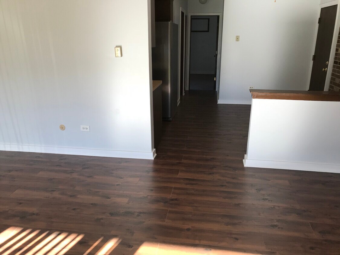 5416 129th Pl Unit 1W, Crestwood, IL 60418 Apartments in Crestwood