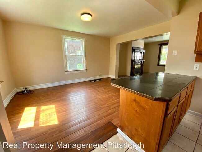 Building Photo - 5 br, 1 bath House - 7508 Ellesmere St