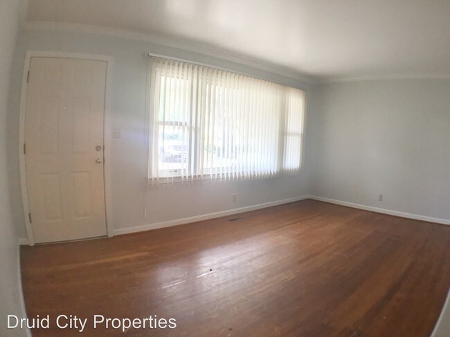 Building Photo - 3 br, 2 bath House - 3730 Loop Road