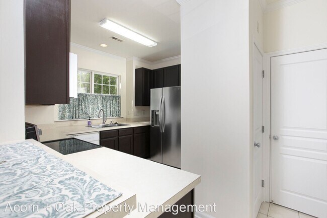 Building Photo - 3 br, 2.5 bath House - 4309 Brenmar Ln