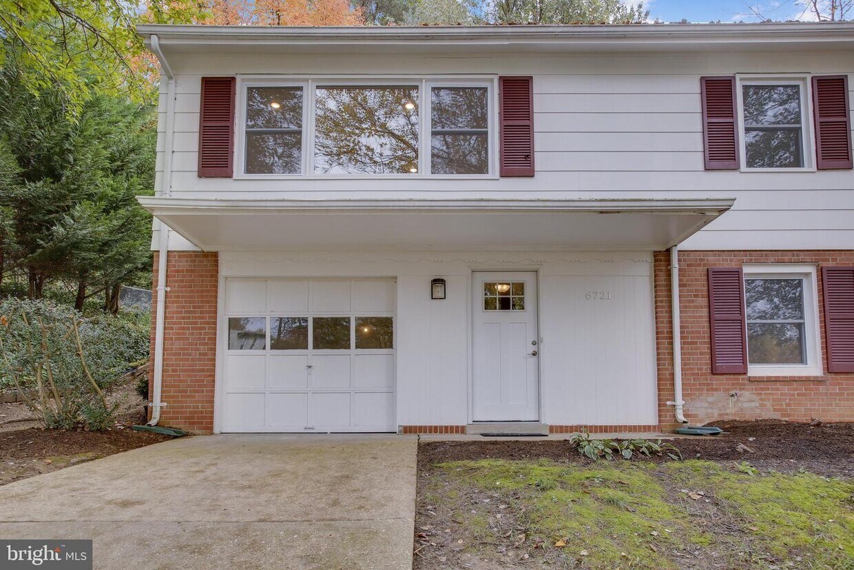 6721 Greenview Ln, West Springfield, VA 22152 House for Rent in West Springfield, VA