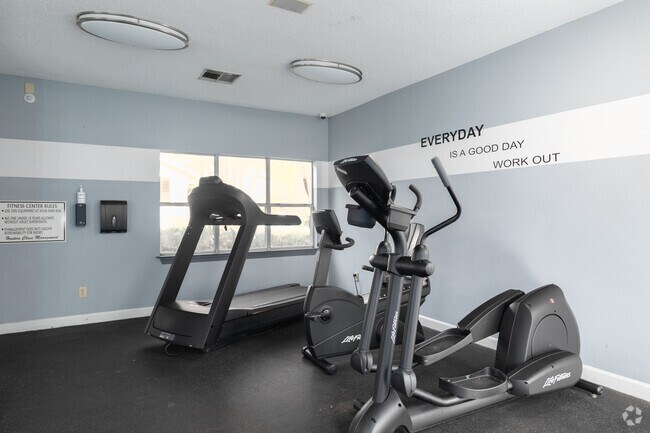 Gimnasio - OLD Hunters Chase