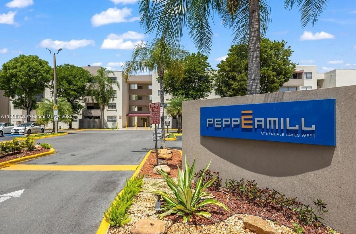 Foto principal - 8006 SW 149th Ave