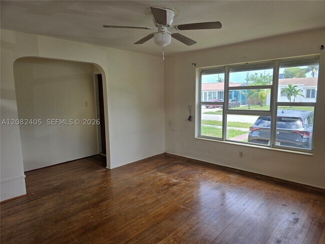Foto del edificio - 1843 Wiley St